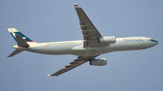 Airbus A330-300 (B-LAR)