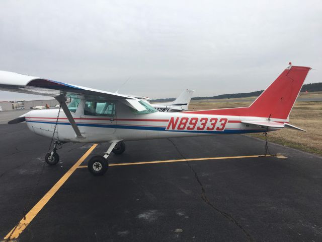 Cessna 152 (N89333) - Getting ready for a morning flight lesson at Wings of Carolina Flying Club in this Cessna 152, N89333! After that lesson I had flown all Cessna 152s at Wings of Carolina Flying Club! Taken December 21, 2019.