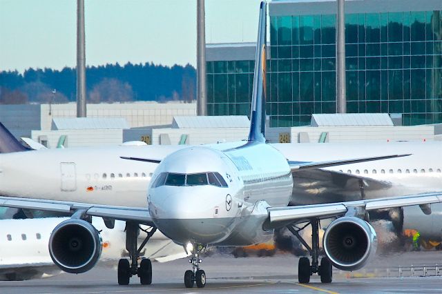 Airbus A320 (D-AIUV)