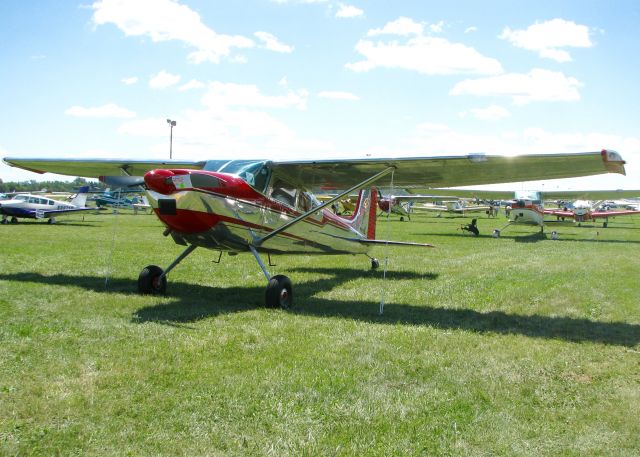 Cessna Skywagon 180 (N751S) - At AirVenture.