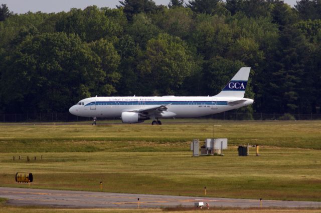 Airbus A320 (N837VA) - Retro livery