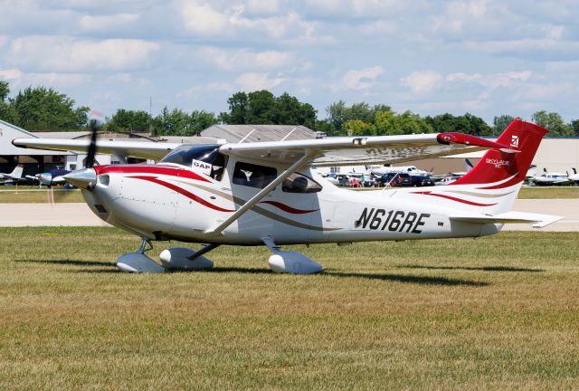 CESSNA T182 Turbo Skylane (N616RE)