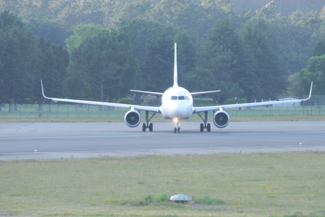 Airbus A320 (EC-LZD) - Front view of EC-LZD before takeoff from LEVX destination GCXO. 24-07-2021