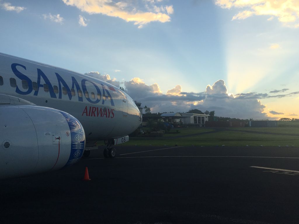 Boeing 737-700 (I-NEOS) - Take at Faleolo International Airport