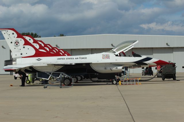 Lockheed F-16 Fighting Falcon — - The Thunderbirds on the West ramp at Gary Regional Airport lined up as one plane.