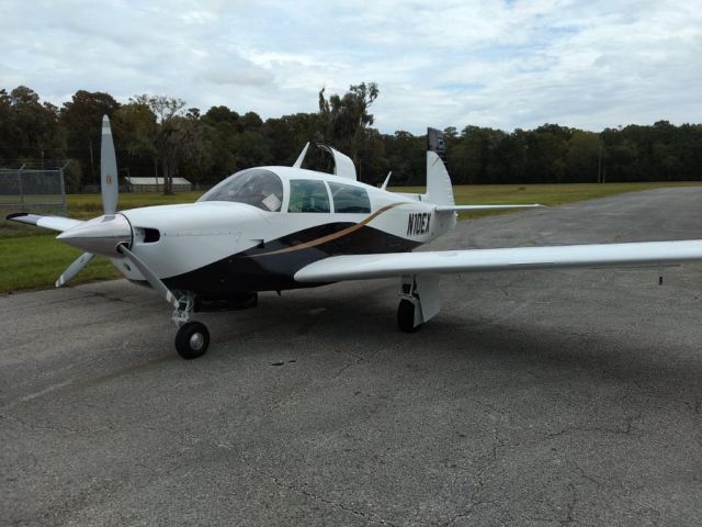 Mooney M-20 (N10EX)