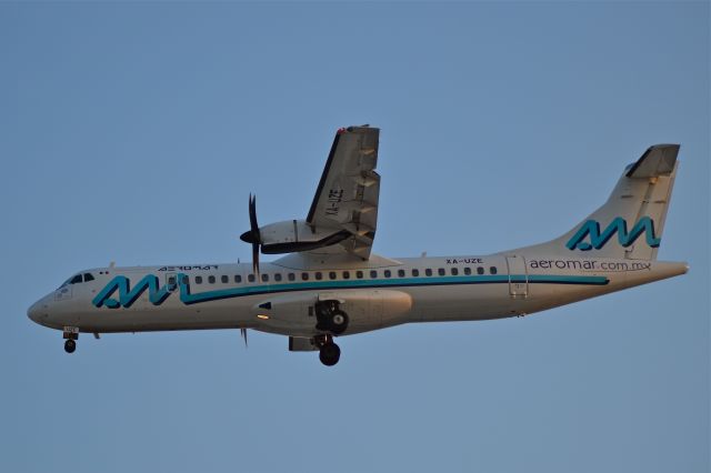 XA-UZE — - ATR-72-600 XA-UZE MSN 1435 of Aeromar is on approach to Mexico City International Airport (11/2018).