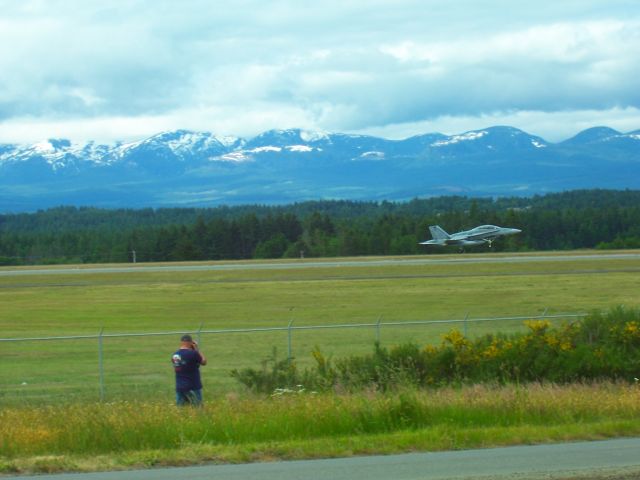 McDonnell Douglas FA-18 Hornet — - "Perfect Landing Attitude"  CF18 glide path   CFB Comox