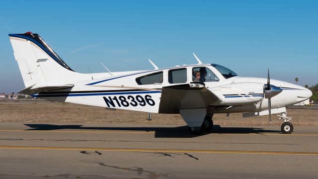 Beechcraft 55 Baron (N18396)