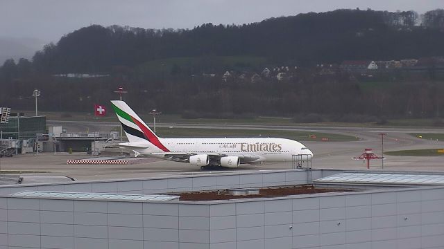 Airbus A380-800 (A6-EOT)