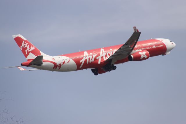 Airbus A330-200 (9M-XXE)