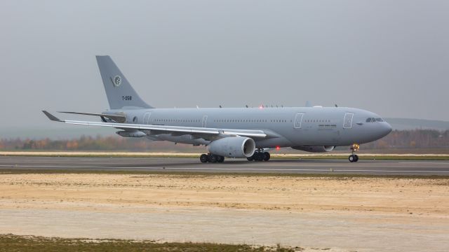 Airbus A330-200 (T058)