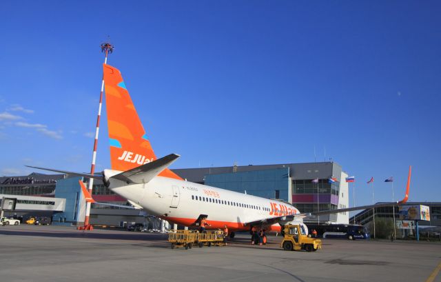 Boeing 737-800 (HL8050) - first flight of Jeju Air to UHWW
