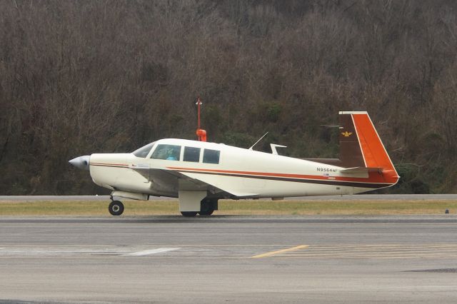 Mooney M-20 (N9564M)