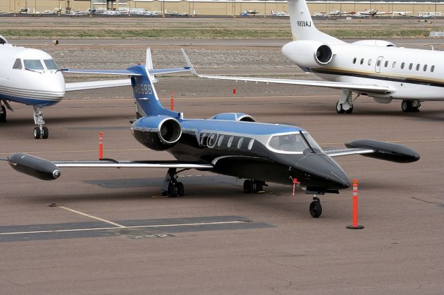 Learjet 35 (N469BB) - On the ramp at KDVT