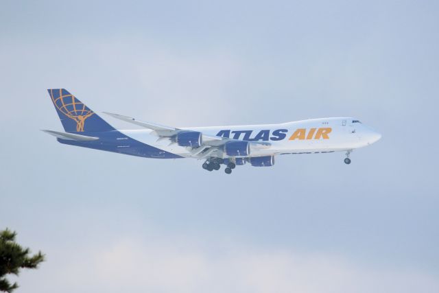 BOEING 747-8 (N863GT)