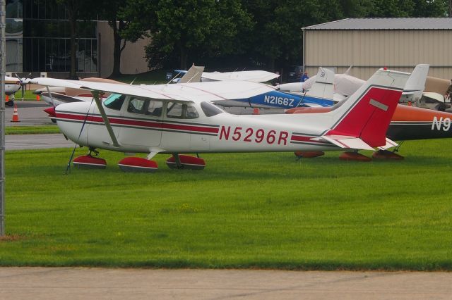 Cessna Skylane (N5296R)