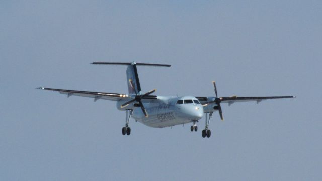 de Havilland Dash 8-100 (C-FJMG)