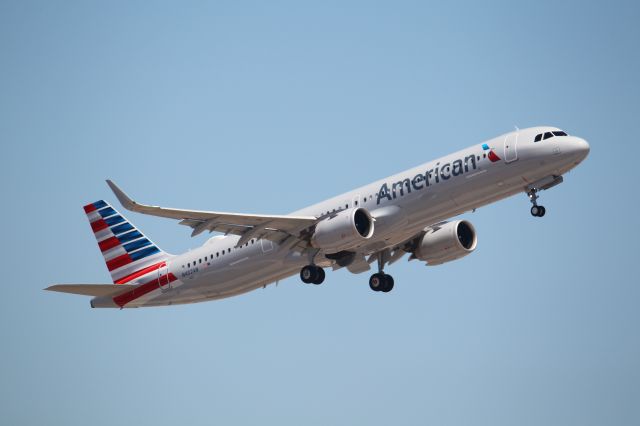 Airbus A321neo (N402AN)