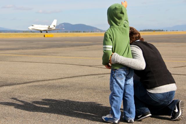 N680LN — - Waving goodbye to a beautiful Citation Sovereign taking off from Runway 19 at Coeur dAlene