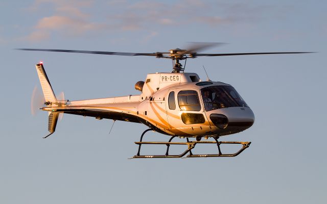 Eurocopter AS-350 AStar (PR-CEG)