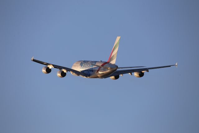 Airbus A380-800 (A6-EVH)