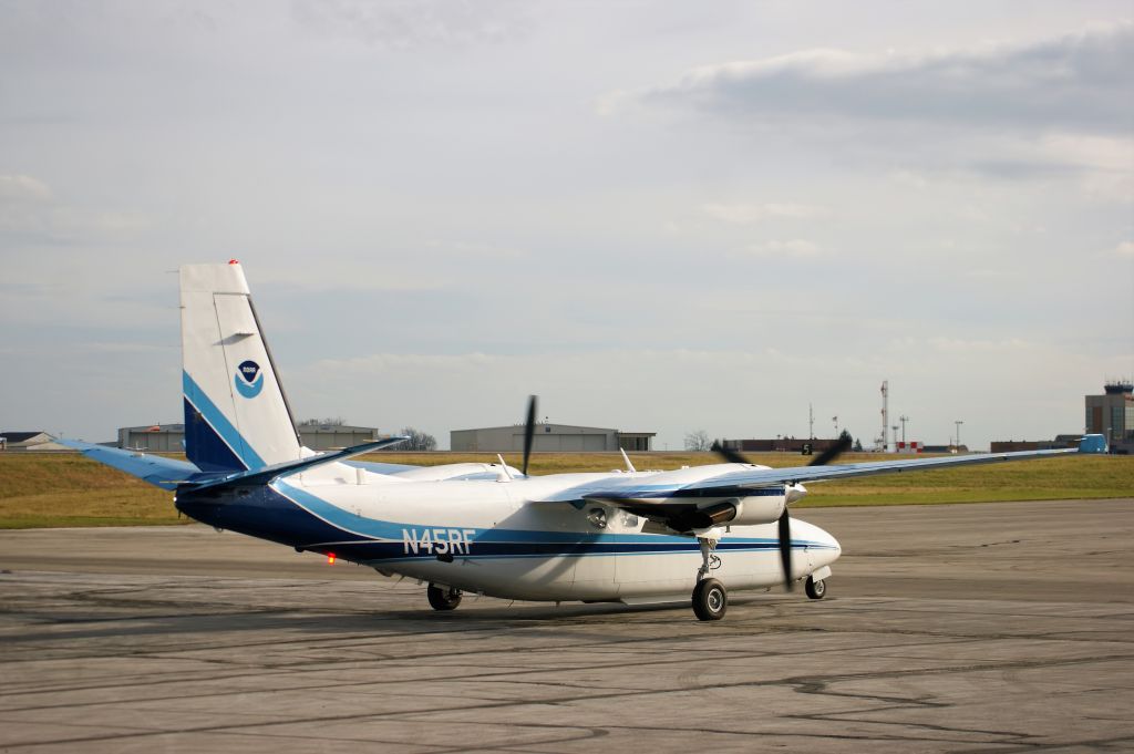 Gulfstream Aerospace Jetprop Commander (N45RF)