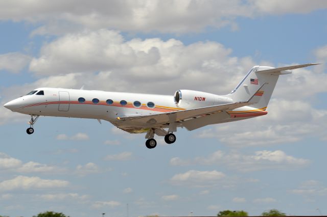 Gulfstream Aerospace Gulfstream IV (N1DW)