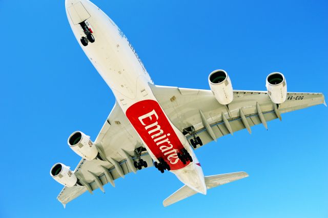 Airbus A380-800 (A6-EOG)