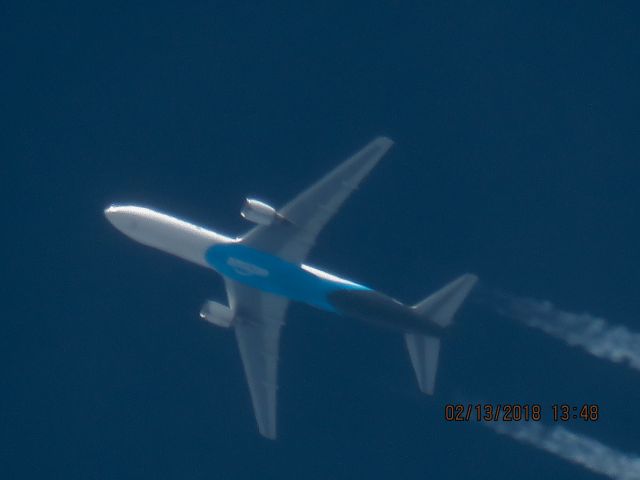 BOEING 767-300 (N1049A)