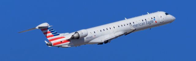 Canadair Regional Jet CRJ-900 (N931LR) - phoenix sky harbor international airport 08FEB20