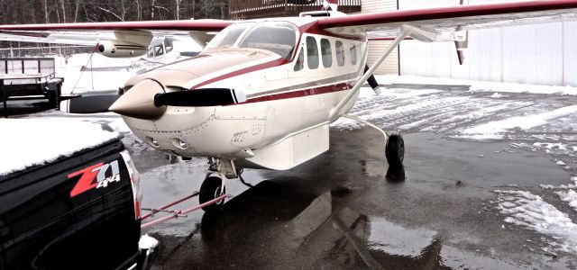 Cessna T337G Pressurized Skymaster (C-FNDU)