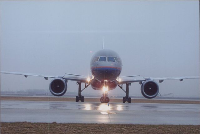 Boeing 757-200 —