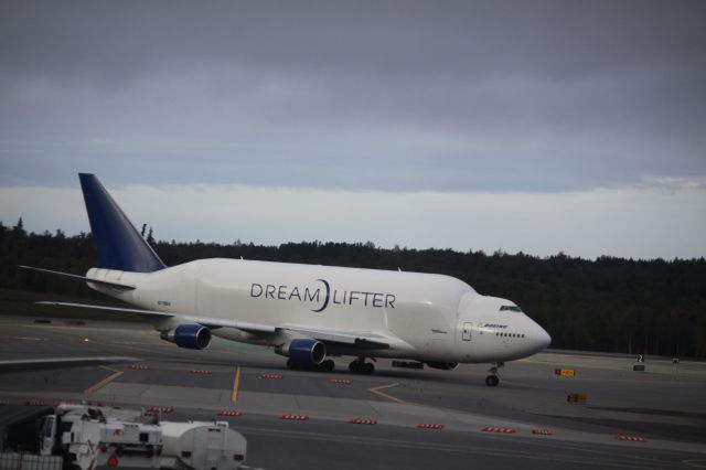 Boeing 747-200 (N718BA) - I was waiting for my connecting flight and surprise surprise!! here is a Dream Lifter!