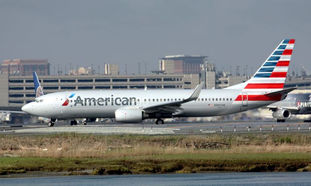 Boeing 737-800 (N987AN)