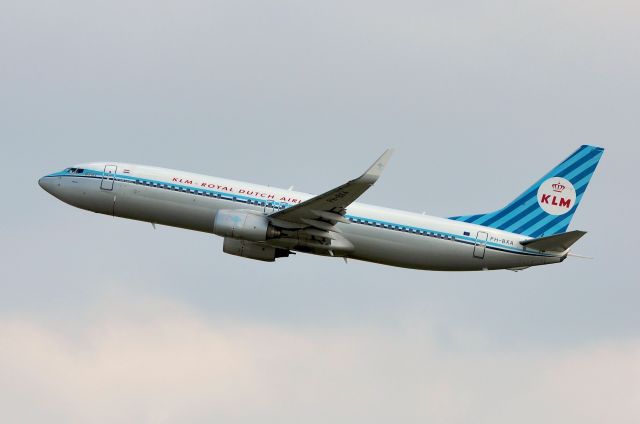 Boeing 737-800 (PH-BXA) - Boeing 737-8K2 KLM