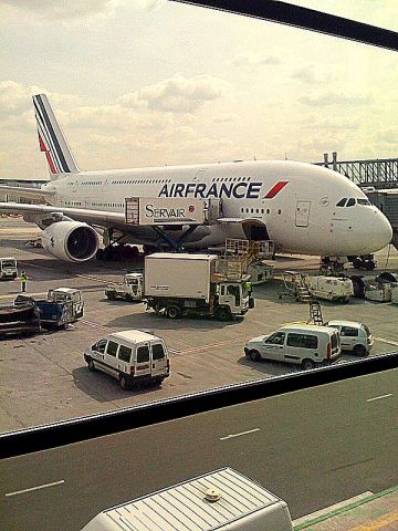 Airbus A380-800 —