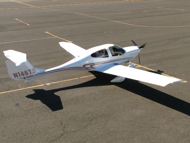 Diamond Star (N146TS)