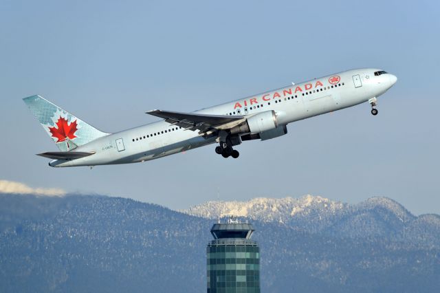 BOEING 767-300 (C-GBZR)
