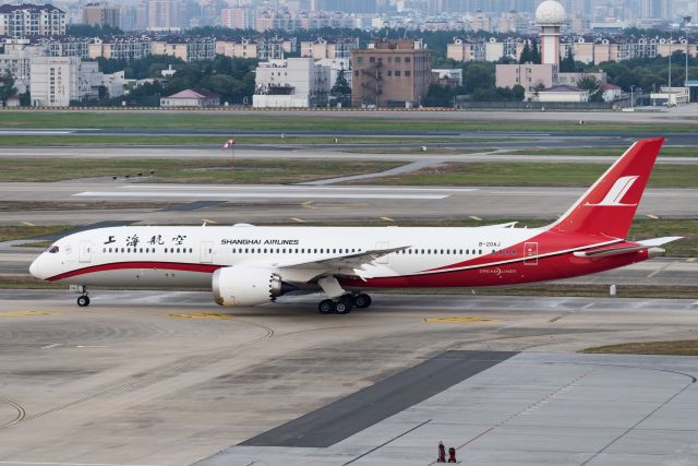 Boeing 787-9 Dreamliner (B-20AJ) - Shanghai Airlines B789 is taxing to depart from zsss-19.7.5