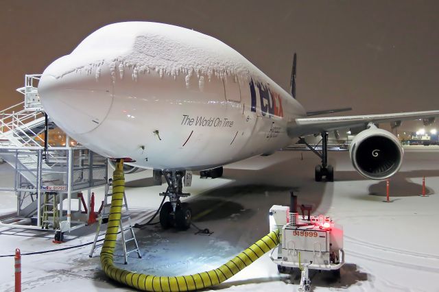 N671FE — - brobably should request to be deiced....