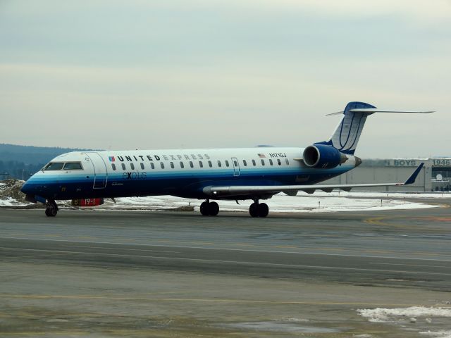 Canadair Regional Jet CRJ-700 (N171GJ)