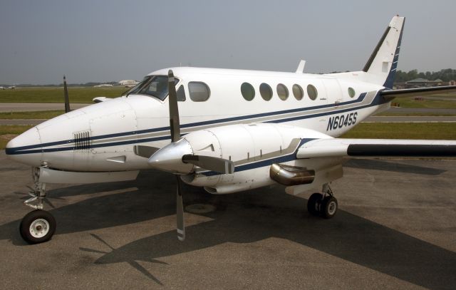 Beechcraft King Air 100 (VTE604)