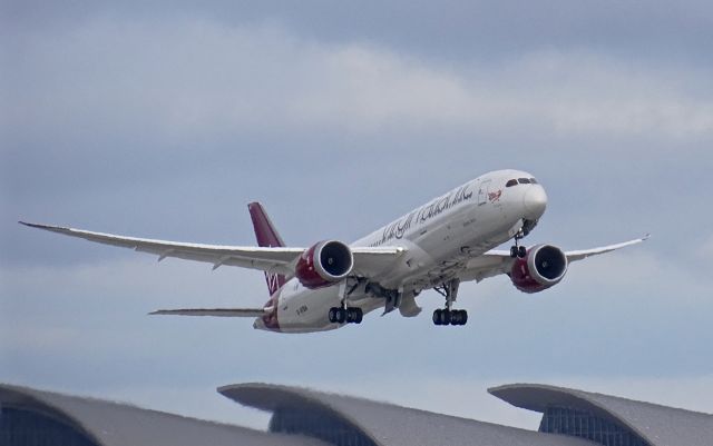 Boeing 787-9 Dreamliner (G-VFAN) - a rel=nofollow href=http://flightaware.com/live/flight/GVFAN/history/20170326/0005Z/KLAX/EGLLhttps://flightaware.com/live/flight/GVFAN/history/20170326/0005Z/KLAX/EGLL/a