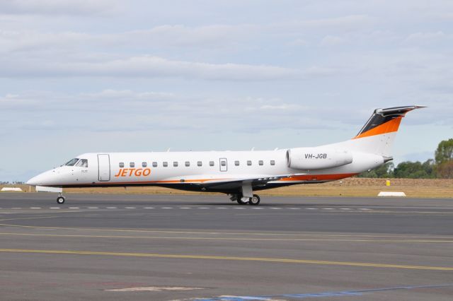 Embraer ERJ-135 (VH-JGB)