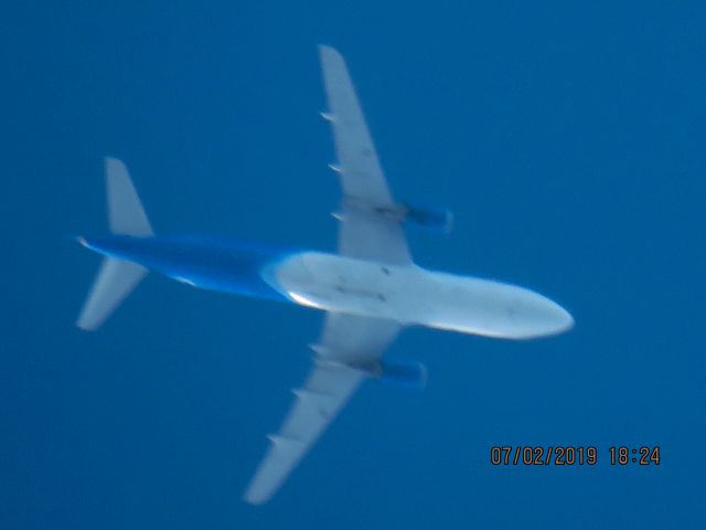 Airbus A320 (N218NV)