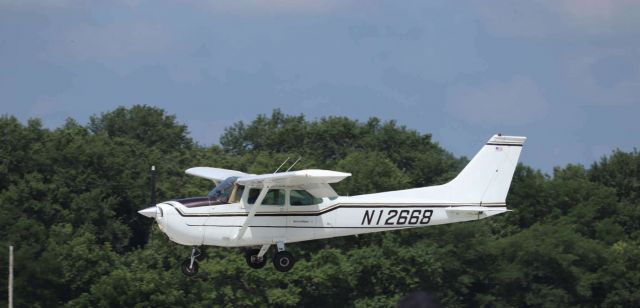 Cessna Skyhawk (N12668)