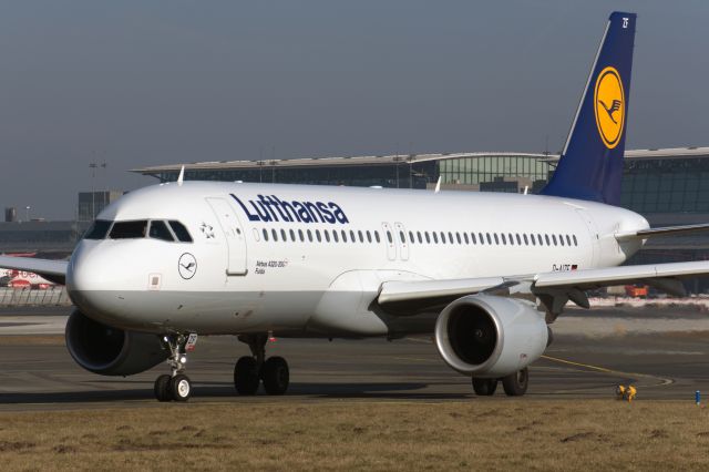 Airbus A320 (D-AIZF)