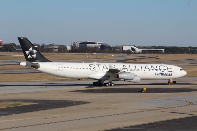 Airbus A340-300 (D-AIGP)