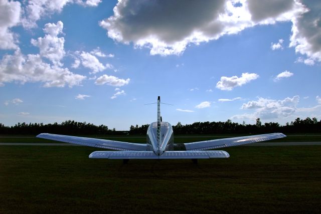 Piper Cherokee (N965AC) - Evergrales Airfield, Florida!